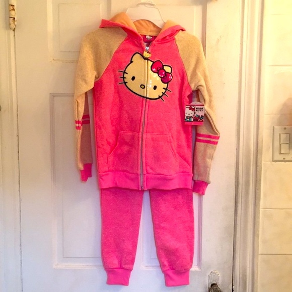 NWT Hello Kitty Pink and Beige Kids Matching Set in size 8